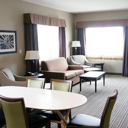 Best Western Plus Fort Saskatchewan Inn & Suites Exterior photo