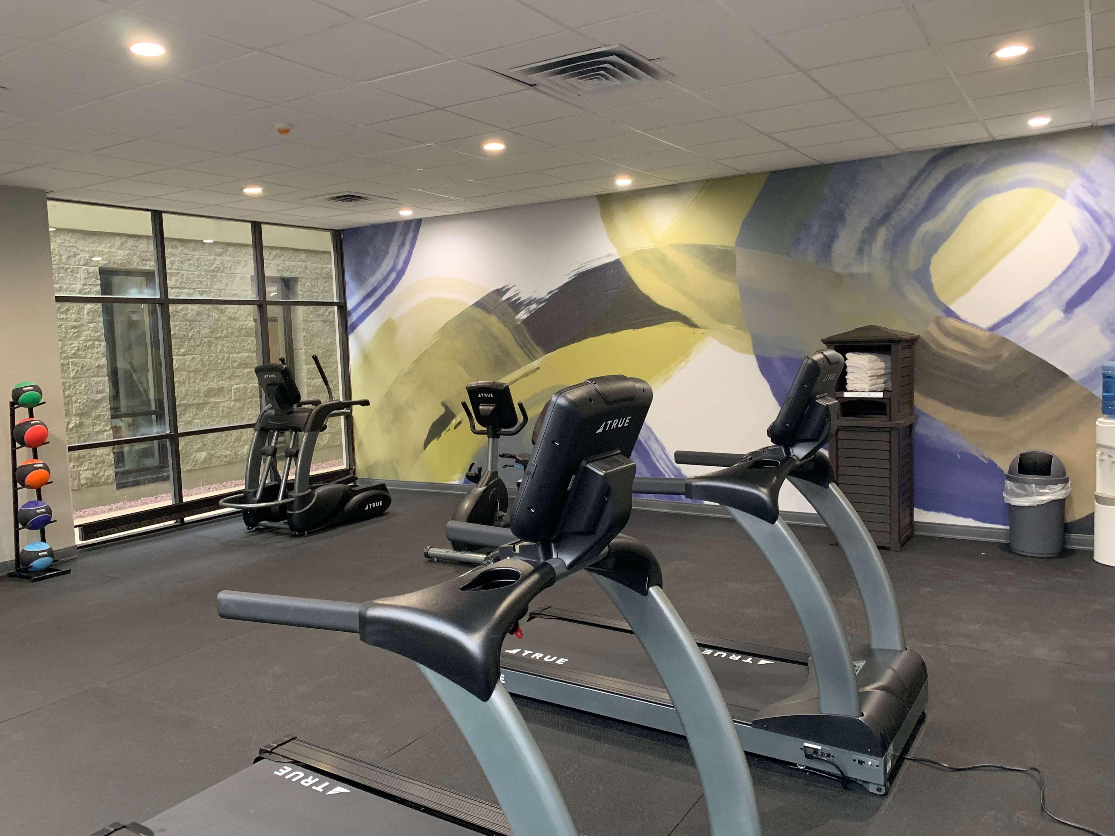 Best Western Plus Fort Saskatchewan Inn & Suites Exterior photo