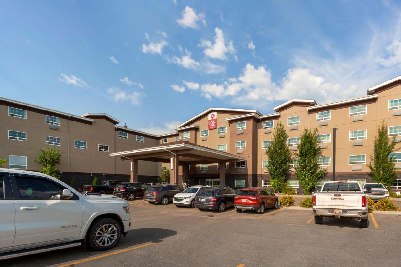 Best Western Plus Fort Saskatchewan Inn & Suites Exterior photo